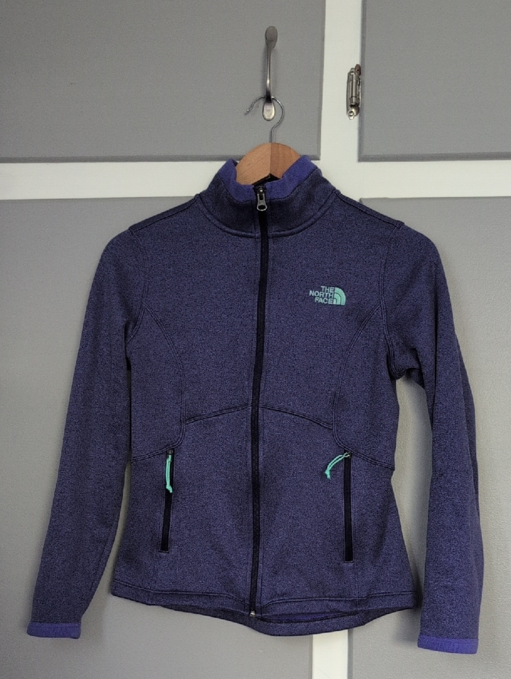 The North Face Women's Heathered Purple Full-Zip Fleece Jacket